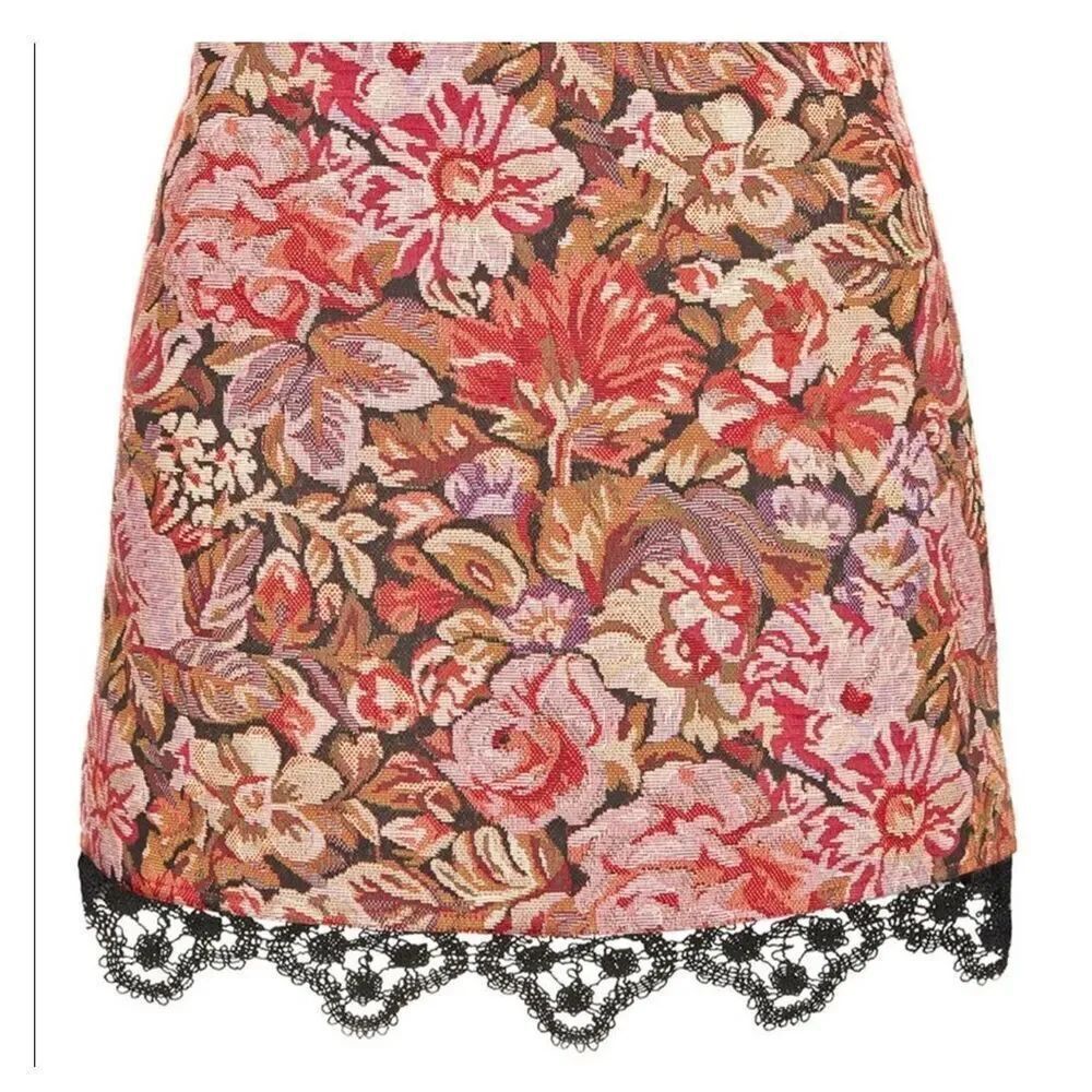 Topshop cotton blend floral tapestry mini skirt black lace trim size 6 petite